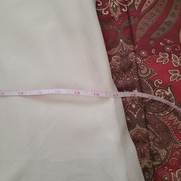 3/$20 En-suey Ivory Midi Dress - Picture 7 of 7